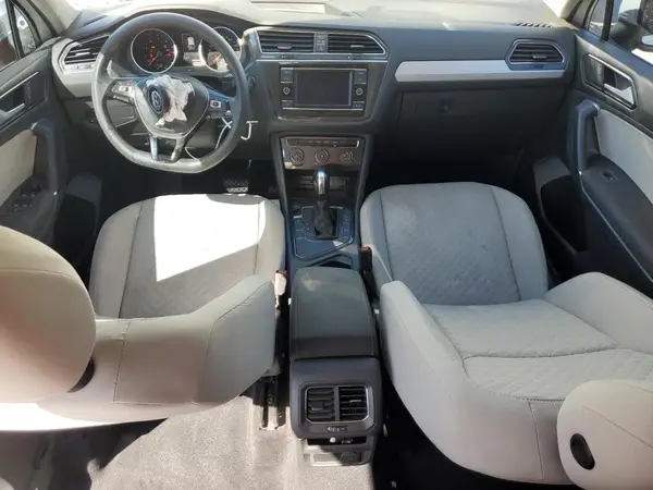 3VV1B7AX7JM057685 2018 VOLKSWAGEN TIGUAN - Image 8