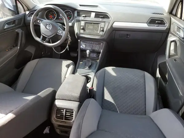 3VV1B7AX7JM067181 2018 VOLKSWAGEN TIGUAN - Image 8