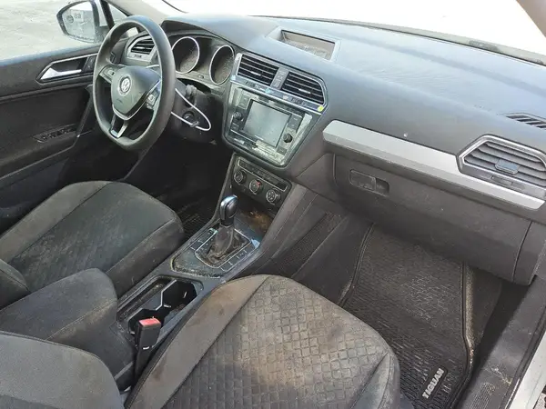 3VV1B7AX7JM081081 2018 VOLKSWAGEN TIGUAN - Image 8