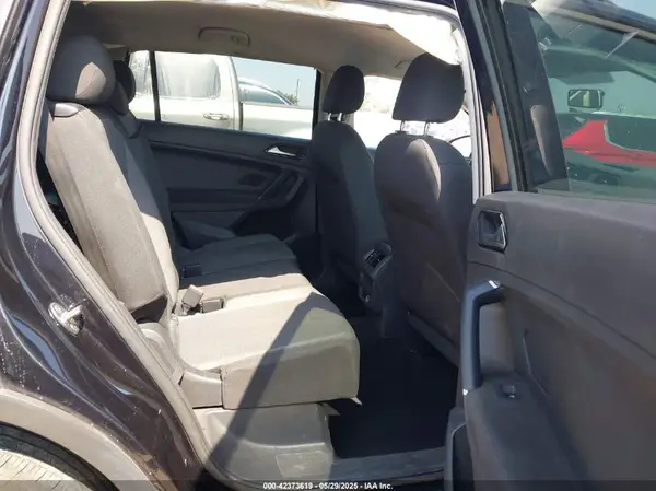 3VV1B7AX7JM092033 2018 VOLKSWAGEN TIGUAN - Image 8
