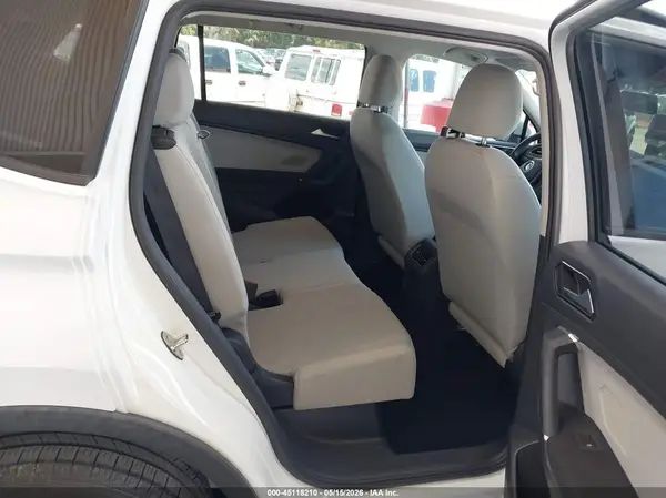 3VV1B7AX7JM107629 2018 VOLKSWAGEN TIGUAN - Image 8