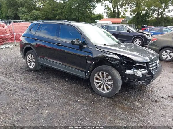 3VV1B7AX7JM119408 2018 VOLKSWAGEN TIGUAN - Image 1