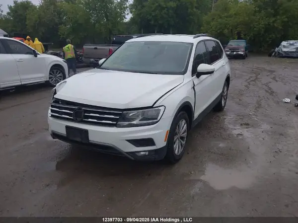 3VV1B7AX7JM219590 2018 VOLKSWAGEN TIGUAN - Image 2