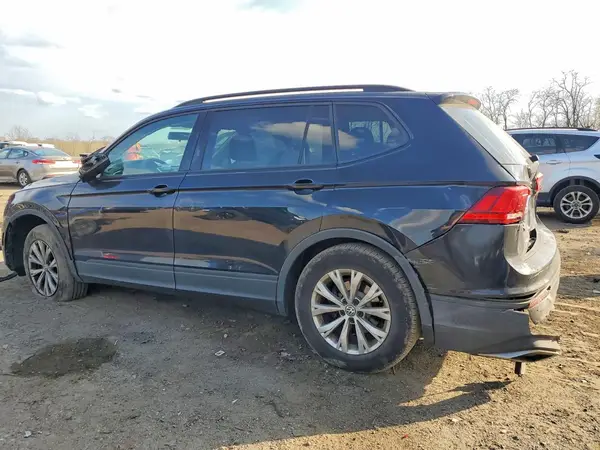 3VV1B7AX7KM015468 2019 VOLKSWAGEN TIGUAN - Image 2