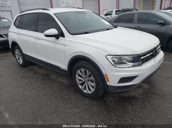 3VV1B7AX7KM018189 2019 VOLKSWAGEN TIGUAN - Image 1