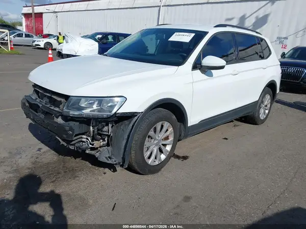 3VV1B7AX7KM049880 2019 VOLKSWAGEN TIGUAN - Image 2