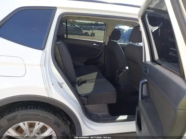 3VV1B7AX7KM049880 2019 VOLKSWAGEN TIGUAN - Image 8