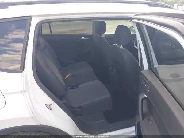 3VV1B7AX7KM087822 2019 VOLKSWAGEN TIGUAN - Image 8