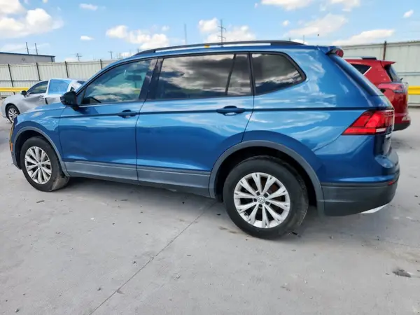 3VV1B7AX7KM155827 2019 VOLKSWAGEN TIGUAN - Image 2