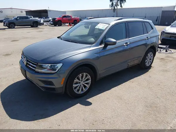 3VV1B7AX7KM158470 2019 VOLKSWAGEN TIGUAN - Image 2