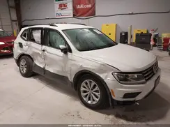 3VV1B7AX7KM185054 2019 VOLKSWAGEN TIGUAN