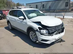 3VV1B7AX7KM199763 2019 VOLKSWAGEN TIGUAN
