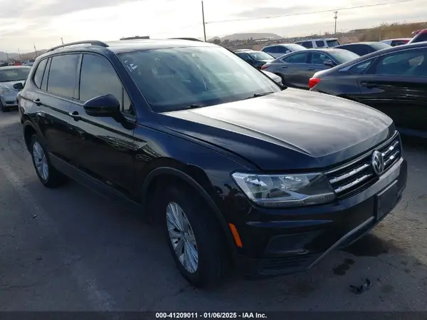 3VV1B7AX7LM019134 2020 VOLKSWAGEN TIGUAN - Image 1