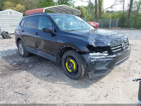 3VV1B7AX7LM058984 2020 VOLKSWAGEN TIGUAN - Image 1