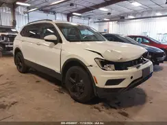 3VV1B7AX7LM084811 2020 VOLKSWAGEN TIGUAN
