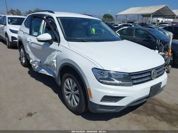 3VV1B7AX7LM123543 2020 VOLKSWAGEN TIGUAN - Image 1