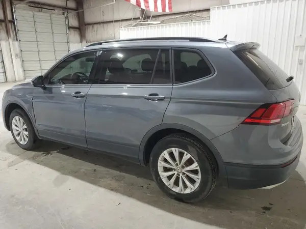 3VV1B7AX7LM174752 2020 VOLKSWAGEN TIGUAN - Image 2