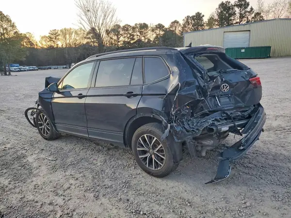 3VV1B7AX7MM004957 2021 VOLKSWAGEN TIGUAN - Image 2