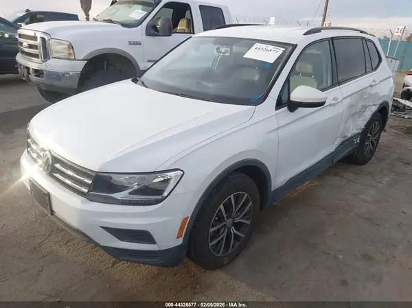 3VV1B7AX7MM054757 2021 VOLKSWAGEN TIGUAN - Image 2