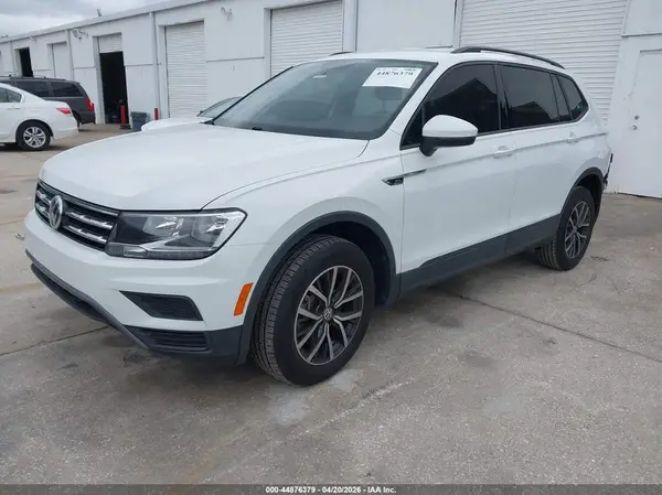 3VV1B7AX7MM066455 2021 VOLKSWAGEN TIGUAN - Image 2