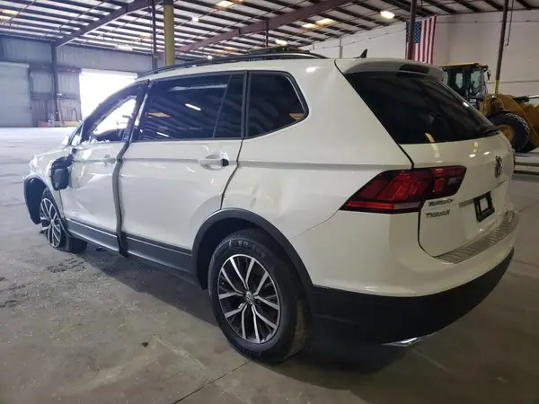 3VV1B7AX7MM097026 2021 VOLKSWAGEN TIGUAN - Image 2