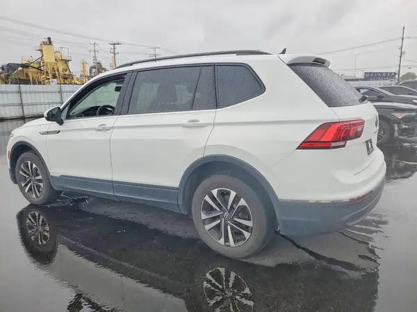 3VV1B7AX7NM173278 2022 VOLKSWAGEN TIGUAN - Image 2