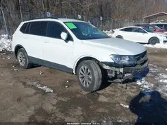 3VV1B7AX8JM020080 2018 VOLKSWAGEN TIGUAN