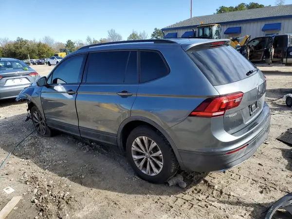 3VV1B7AX8JM024906 2018 VOLKSWAGEN TIGUAN - Image 2