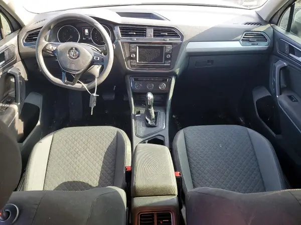 3VV1B7AX8JM032973 2018 VOLKSWAGEN TIGUAN - Image 8