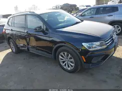 3VV1B7AX8JM059039 2018 VOLKSWAGEN TIGUAN