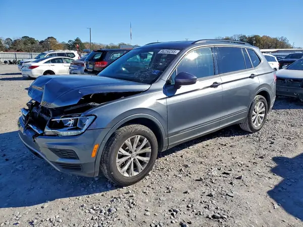 3VV1B7AX8JM075547 2018 VOLKSWAGEN TIGUAN - Image 1