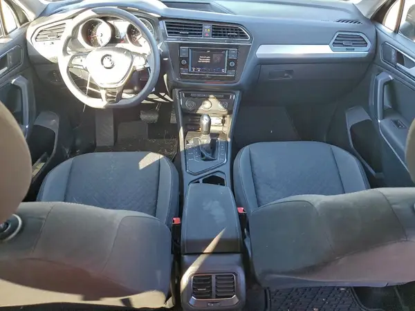 3VV1B7AX8JM075547 2018 VOLKSWAGEN TIGUAN - Image 8