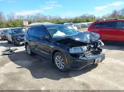 3VV1B7AX8JM112483 2018 VOLKSWAGEN TIGUAN