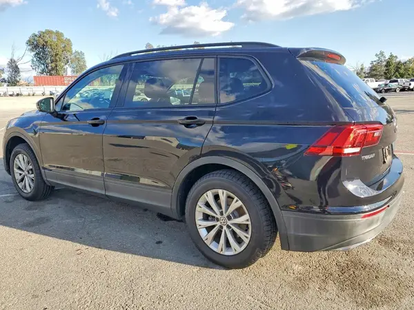 3VV1B7AX8KM013812 2019 VOLKSWAGEN TIGUAN - Image 2