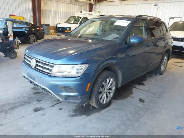 3VV1B7AX8KM063268 2019 VOLKSWAGEN TIGUAN - Image 2