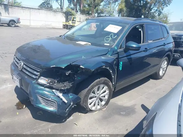 3VV1B7AX8KM083651 2019 VOLKSWAGEN TIGUAN - Image 2