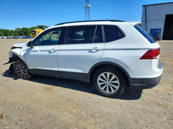 3VV1B7AX8KM110654 2019 VOLKSWAGEN TIGUAN - Image 2