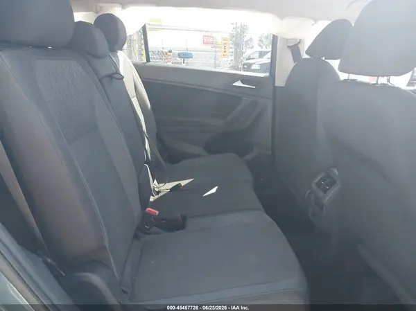 3VV1B7AX8KM113182 2019 VOLKSWAGEN TIGUAN - Image 8