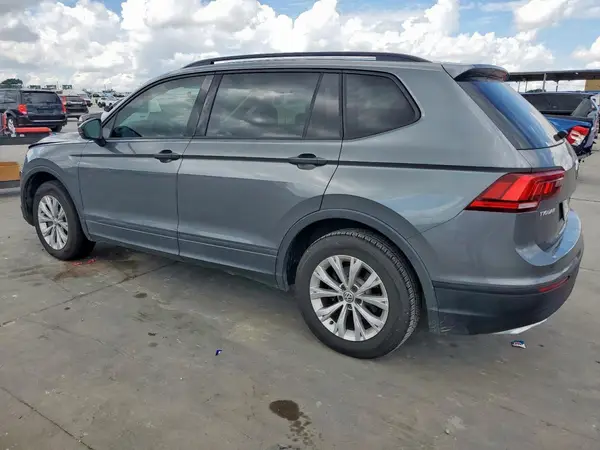 3VV1B7AX8KM158011 2019 VOLKSWAGEN TIGUAN - Image 2