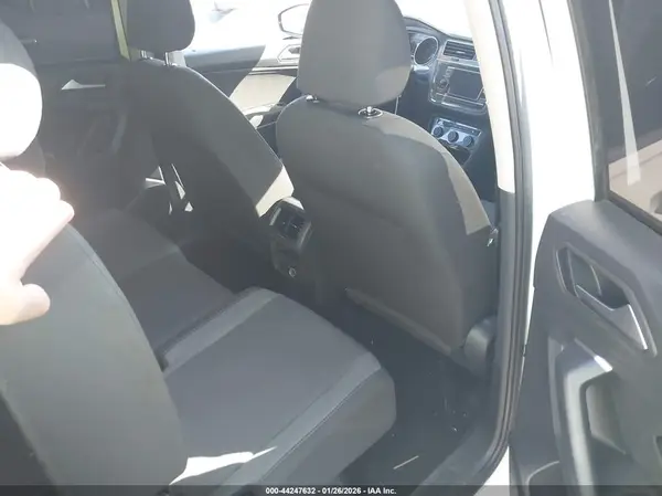 3VV1B7AX8KM173074 2019 VOLKSWAGEN TIGUAN - Image 8