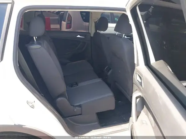 3VV1B7AX8KM183300 2019 VOLKSWAGEN TIGUAN - Image 8