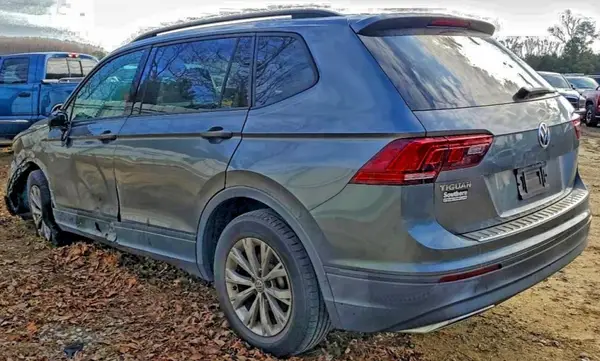 3VV1B7AX8KM191588 2019 VOLKSWAGEN TIGUAN - Image 2