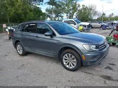 3VV1B7AX8LM074711 2020 VOLKSWAGEN TIGUAN