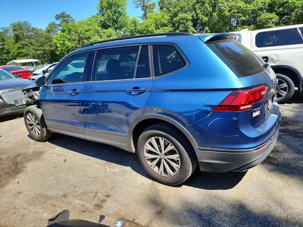 3VV1B7AX8LM081237 2020 VOLKSWAGEN TIGUAN - Image 2
