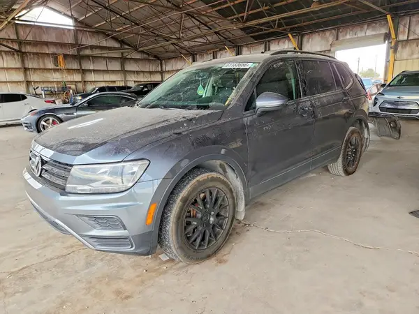 3VV1B7AX8LM123017 2020 VOLKSWAGEN TIGUAN - Image 1