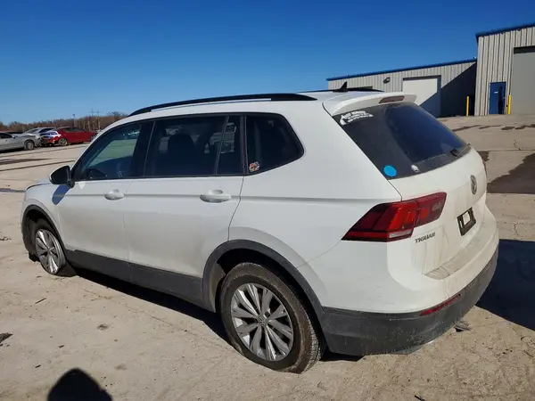 3VV1B7AX8LM141209 2020 VOLKSWAGEN TIGUAN - Image 2