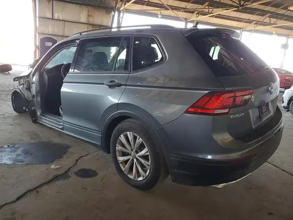 3VV1B7AX8LM150900 2020 VOLKSWAGEN TIGUAN - Image 2