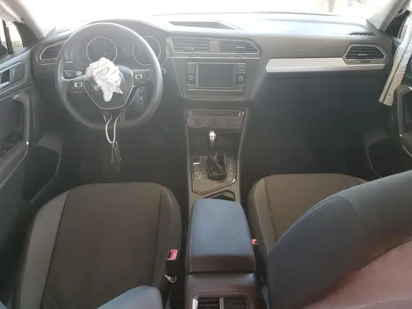 3VV1B7AX8LM157667 2020 VOLKSWAGEN TIGUAN - Image 8