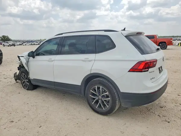 3VV1B7AX8MM012016 2021 VOLKSWAGEN TIGUAN - Image 2