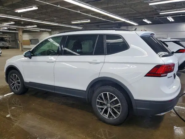 3VV1B7AX8MM043945 2021 VOLKSWAGEN TIGUAN - Image 2